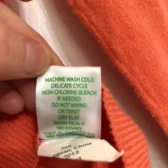 Lilly Pulitzer Pink Cardigan V-Neck Size Medium - Picture 9 of 16